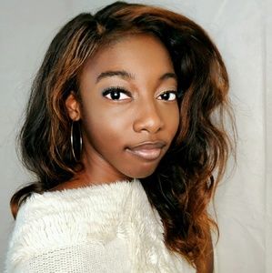 Meet your Posher, Leslee